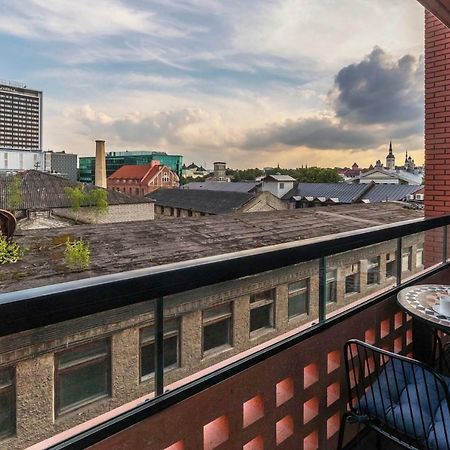 Modern Luxury Apartment In City Centre タリン エクステリア 写真