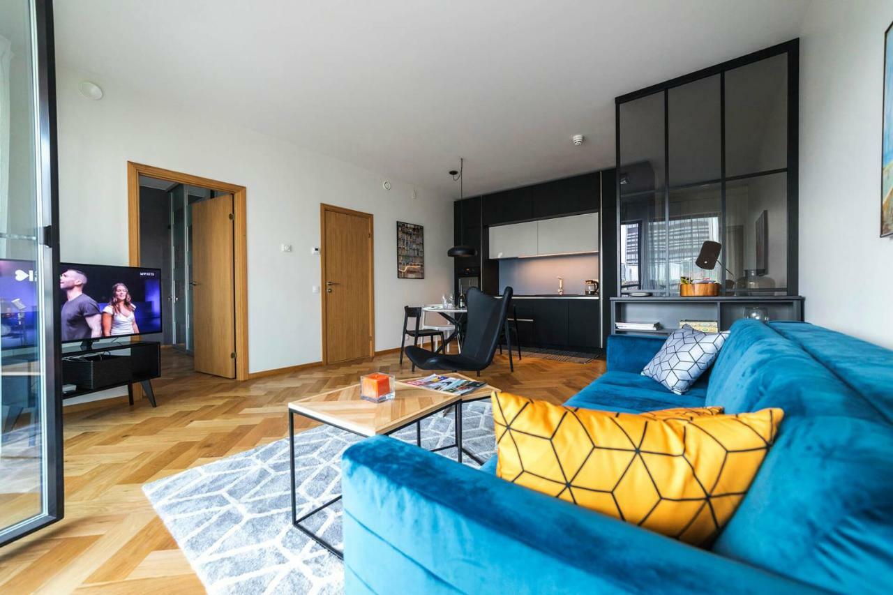 Modern Luxury Apartment In City Centre タリン エクステリア 写真