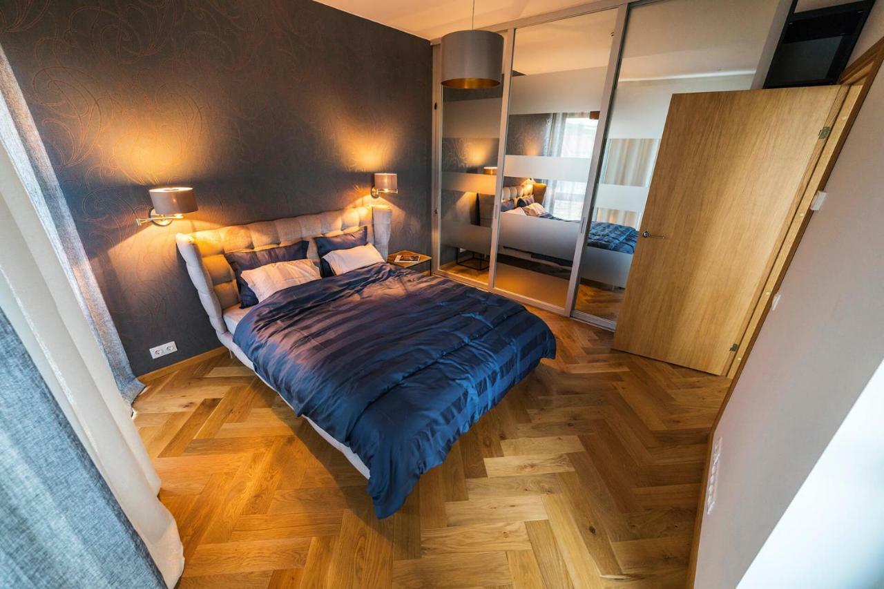 Modern Luxury Apartment In City Centre タリン エクステリア 写真