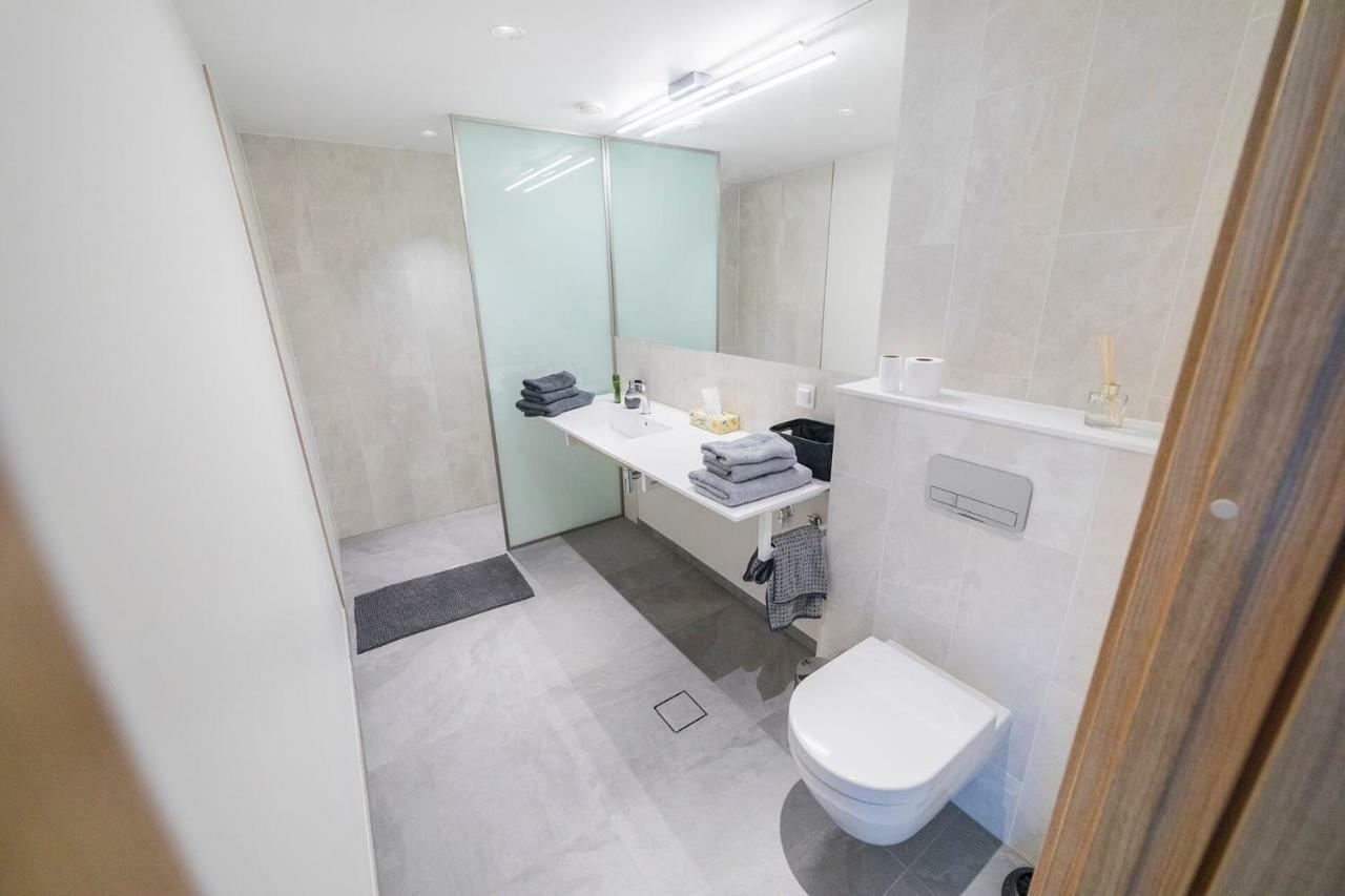 Modern Luxury Apartment In City Centre タリン エクステリア 写真